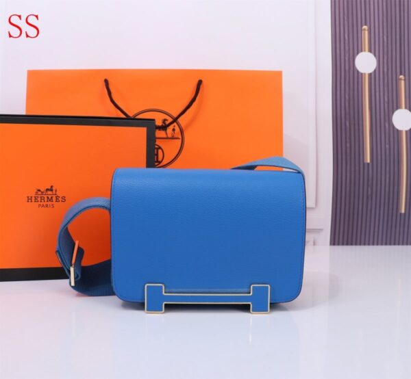 HERMES GETA BLACK CHEVRE GOLD HARDWARE BLUE 20CM - Image 2