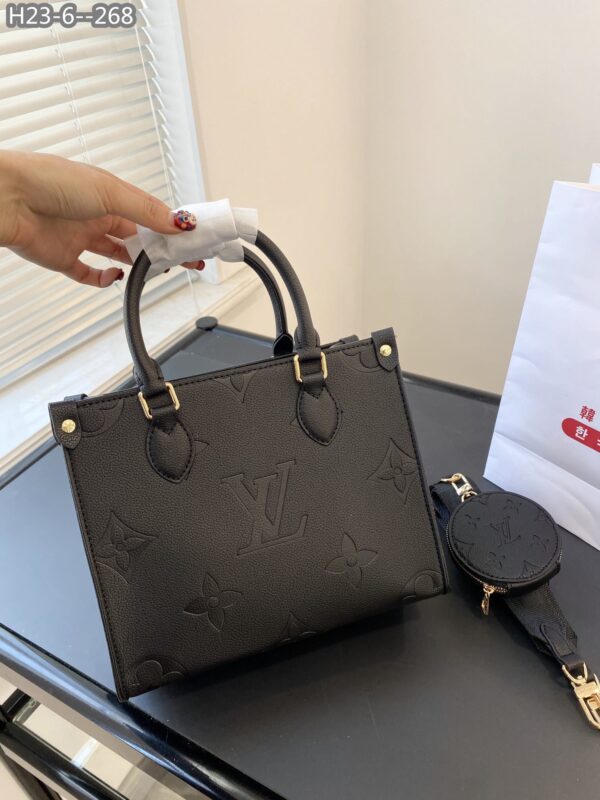 LOUIS VUITTON ONTHEGO PM BLACK 25CM - Image 2