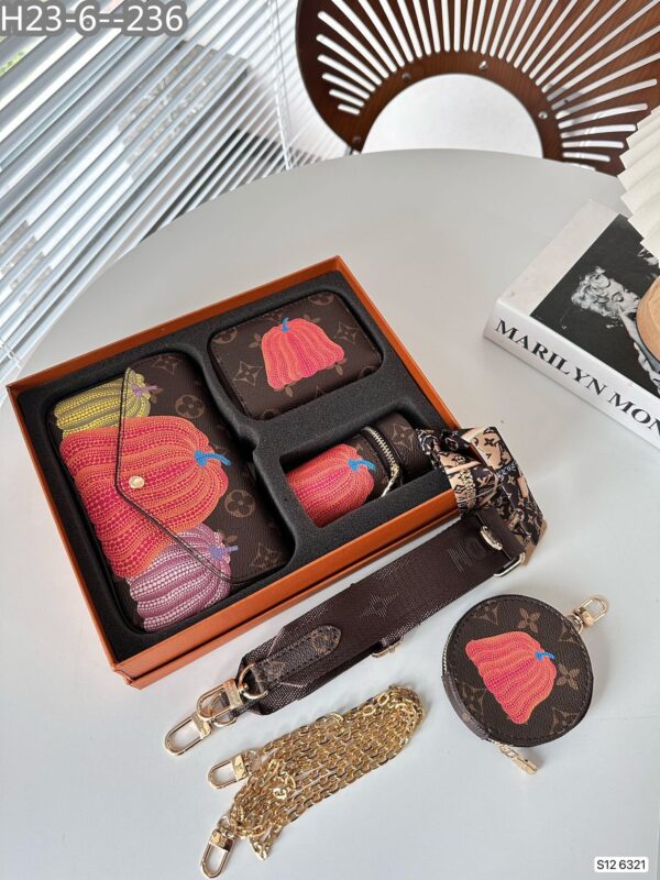 LOUIS VUITTON SET OF 3 ITEMS MONOGRAM RED PUMPKIN 18CM - Image 2