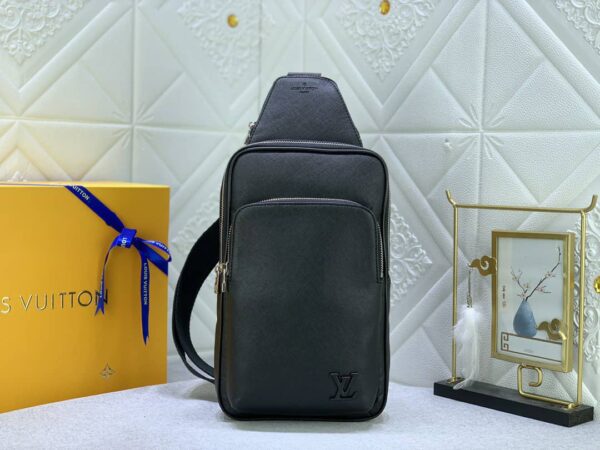 LOUIS VUITTON AVENUE NM CROSSBODY BAG BLACK 31CM M30971 - Image 2