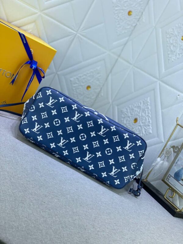 LOUIS VUITTON LV ESCALE NEVERFULL MM BLUE 32CM - Image 5