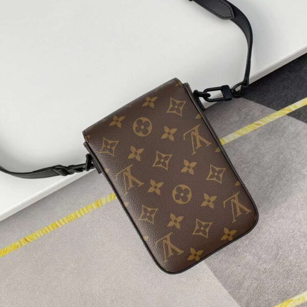 LOUIS VUITTON S LOCK VERTICAL WEARABLE WALLET 19CM M81522 - Image 4