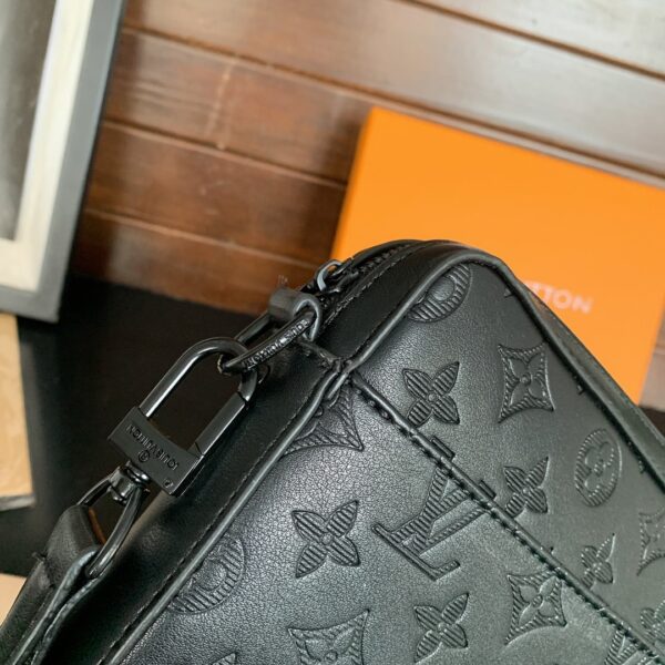 LOUIS VUITTON DUO MESSENGER BAG BLACK 25CM M69827 - Image 6