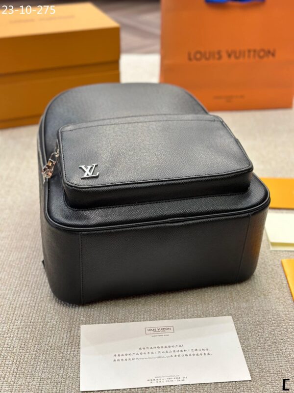 LOUIS VUITTON DISCOVERY BACKPACK BLACK 42CM - Image 6