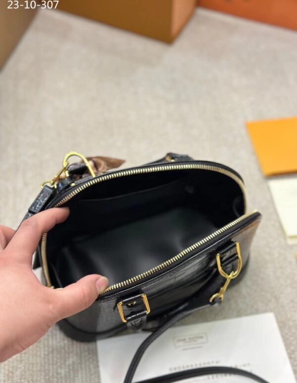 LOUIS VUITTON NEO ALMA BB BLACK 24CM - Image 7