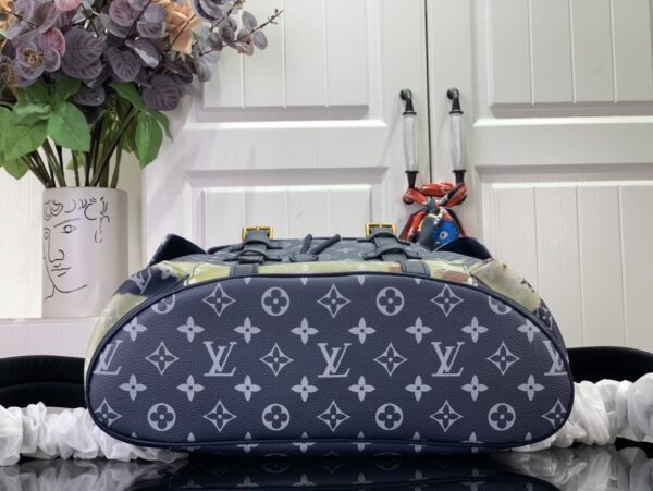 LOUIS VUITTON CHRISTOPHER PM BACKPACK BLUE 48CM - Image 10
