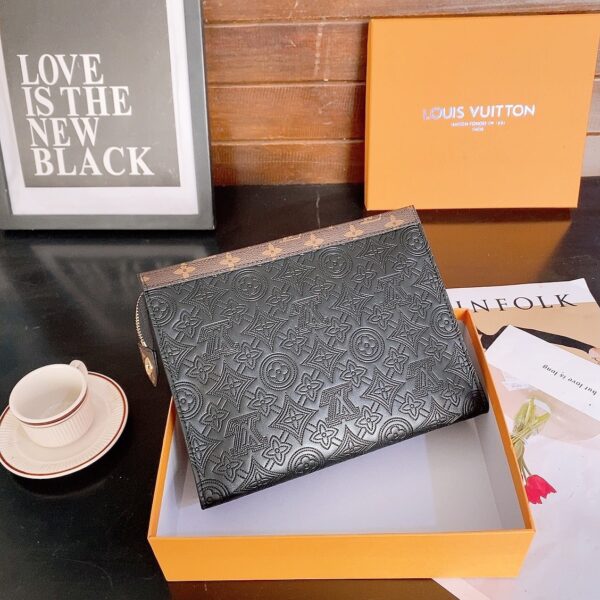LOUIS VUITTON VOYAGE POCHETTE MONOGRAM EMPREINTE BLACK 26CM - Image 5
