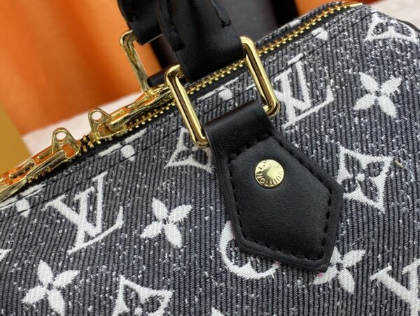 LOUIS VUITTON SPEEDY BANDOULIÈRE 25 GREY M21464 - Image 4