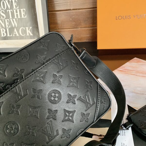 LOUIS VUITTON DUO MESSENGER BAG BLACK 25CM M69827 - Image 9