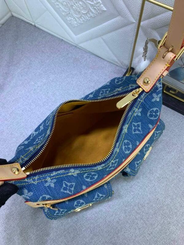 LOUIS VUITTON MONOGRAM DENIM BAGGY PM SHOULDER BAG BLUE 30CM - Image 7