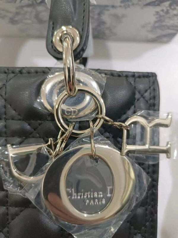 DIOR MEDIUM LADY DIOR BAG CANNAGE BLACK SILVER HARDWARE 24CM - Image 4