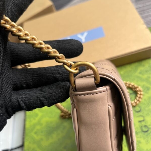 GUCCI GG MARMONT MATELASSÉ CHAIN MINI BAG BEIGE 20CM - Image 5