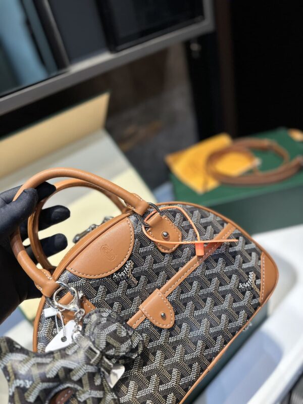 GOYARD SAINT JEANNE PM BLACK TAN 26CM - Image 10