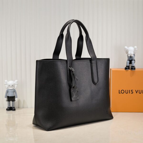 LOUIS VUITTON CABAS VOYAGE NM TAURILLON BLACK 45CM - Image 10