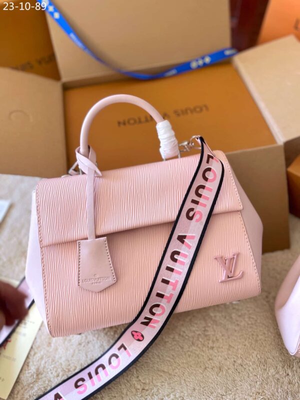 LOUIS VUITTON CLUNY BAG PINK 18CM - Image 4