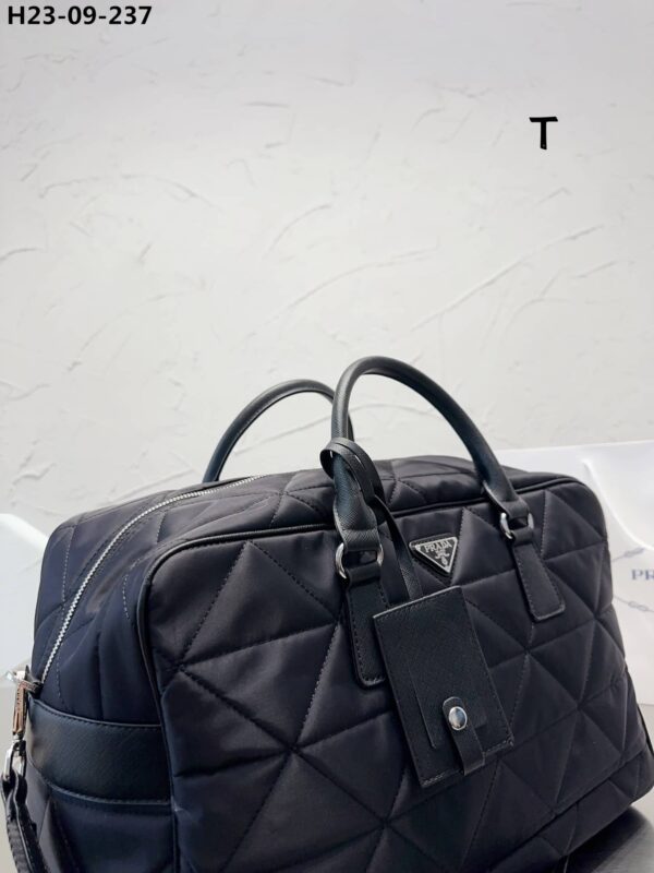 PRADA QUILTED RE NYLON TRAVEL BAG BLACK 43CM 2VA0092DGWF0002VOOO - Image 5