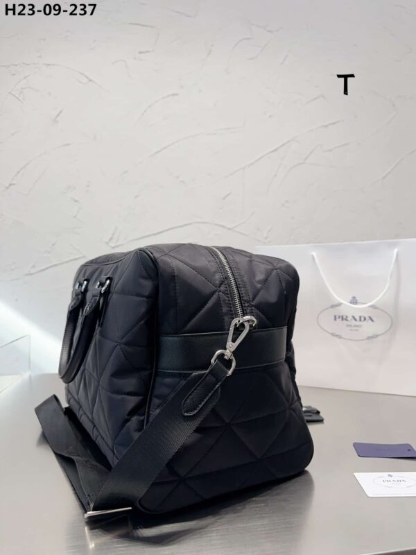 PRADA QUILTED RE NYLON TRAVEL BAG BLACK 43CM 2VA0092DGWF0002VOOO - Image 9