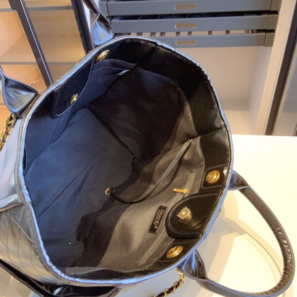 CHANEL DEAUVILLE LARGE SHOPPING BAG LEATHER BLACK 38CM - Image 4