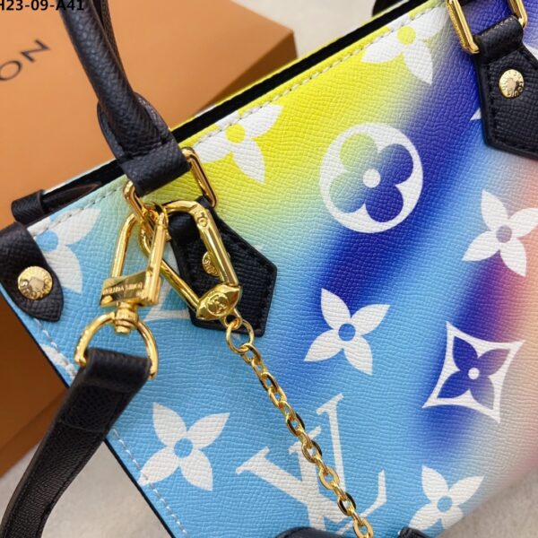 LOUIS VUITTON ONTHEGO MONOGRAM MULTICOLOR 22CM - Image 4