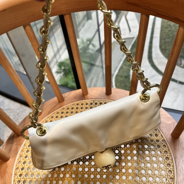 CHANEL LEATHER CUE BALL FOLDOVER BAG IVORY 26CM - Image 2