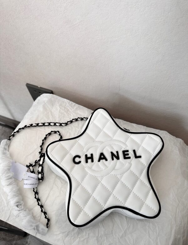 CHANEL STAR HAND BAG BLACK METAL WHITE 22CM - Image 2