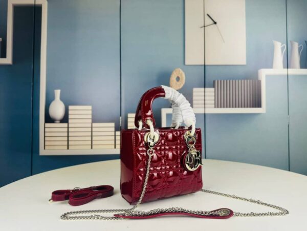 DIOR MEDIUM LADY DIOR BAG BORDEAUX PATENT CANNAGE BURGUNDY 21CM - Image 4