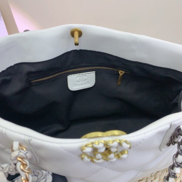 CHANEL QUILTED 19 EAST WEST SHOPPING BAG WHITE 41CM - Image 3