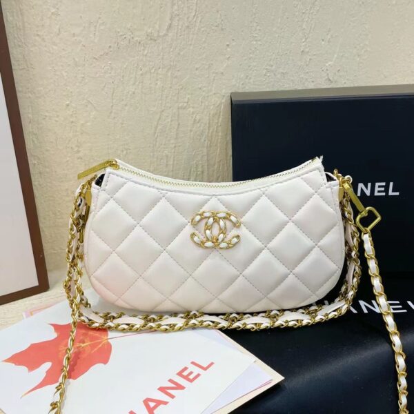 CHANEL CLUTCH WITH STRAP WHITE 24CM - Image 2