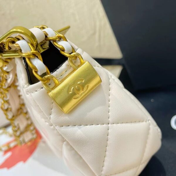 CHANEL CLUTCH WITH STRAP WHITE 24CM - Image 6