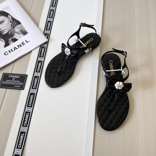 CHANEL BLACK QUILTED LEATHER WITH WHITE CAMELLIA CC LOGO SANDALS G45258 X01000 94305 - Image 5