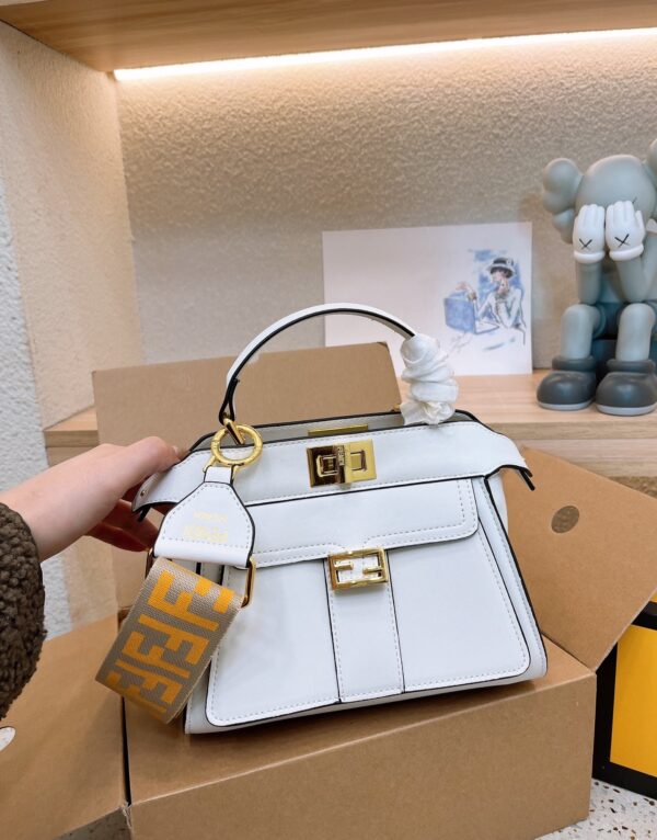 FENDI PEEKABOO MINI BAG LEATHER BAG WITH BAGUETTE POCKET WHITE 23CM 8BN244AMCXF0K7E - Image 2