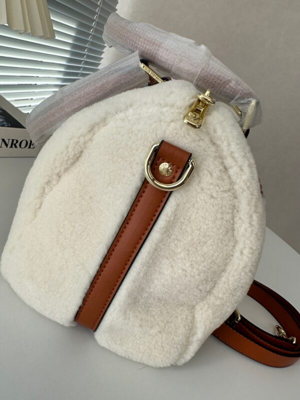 LOUIS VUITTON SPEEDY BANDOULIERE MONOGRAM TEDDY FLEECE 25 WHITE 25CM - Image 5