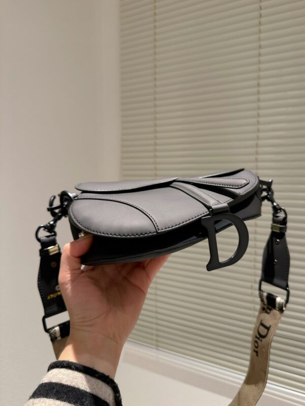 DIOR ULTRA MATTE LEATHER SADDLE BAG BLACK 25CM - Image 6