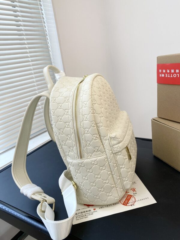 GUCCI GG EMBOSSED LEATHER BACKPACK WHITE 26CM - Image 7