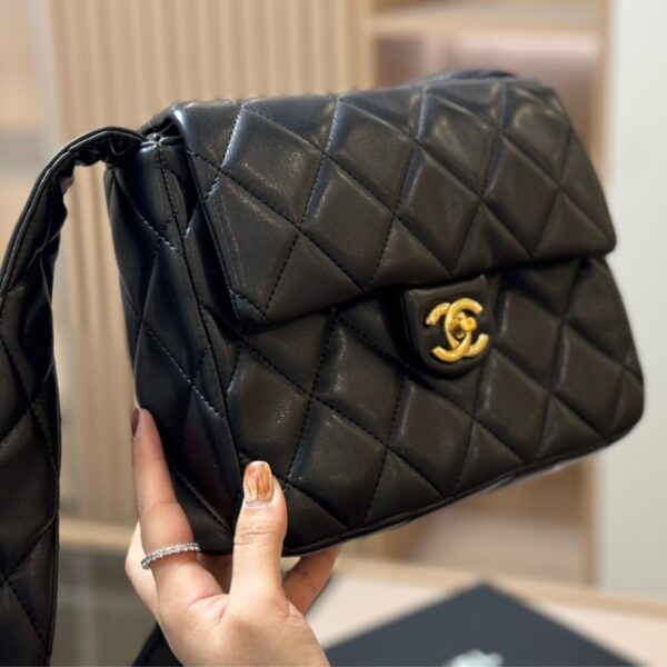 CHANEL LEATHER PARTY TOP HANDLE SATCHEL FLAP BAG BLACK 23CM - Image 2
