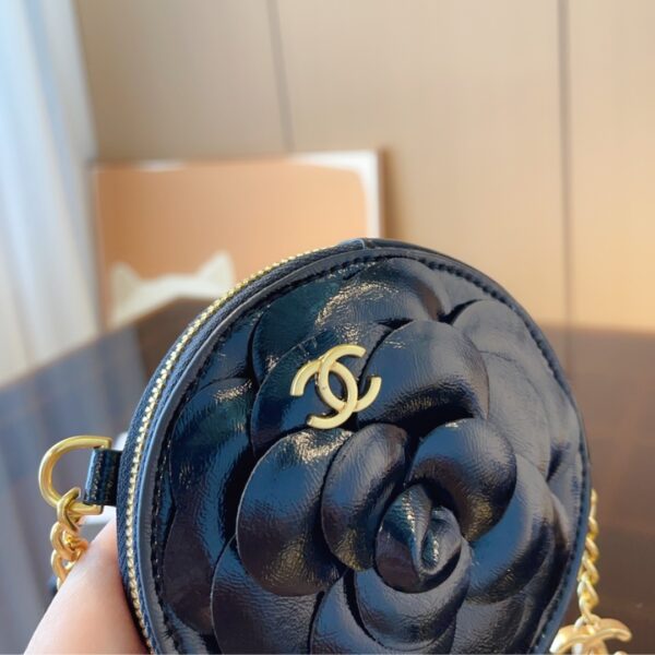 CHANEL CAMELLIA CLUTCH WITH CHAIN BLACK 12CM - Image 3