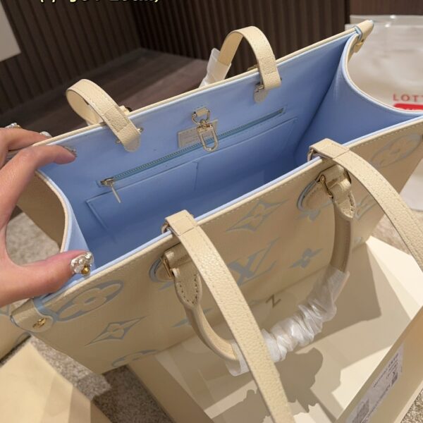 LOUIS VUITTON ONTHEGO PM CANDY BLUE 25CM M46833 - Image 6