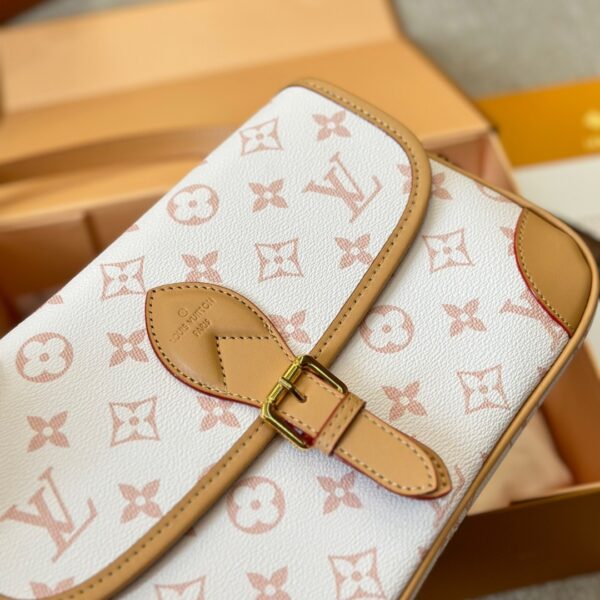 LOUIS VUITTON DIANE SATCHEL MONOGRAM CREAM BEIGE 25CM - Image 6