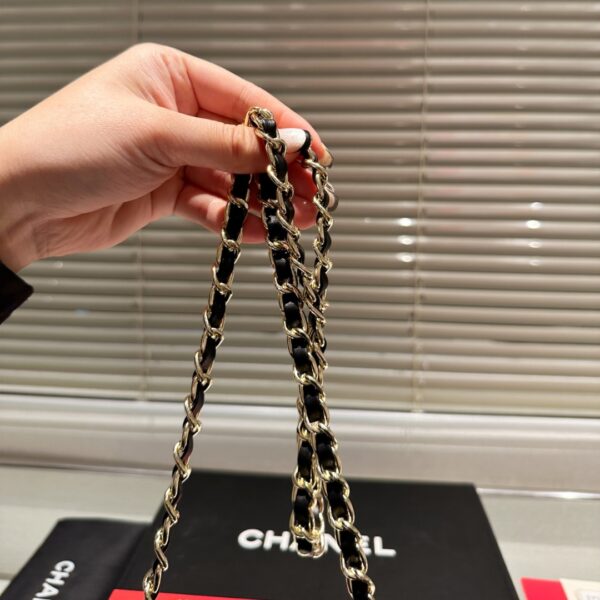 CHANEL 24C MINI 31 CLUTCH WITH CHAIN SHINY BLACK 24CM - Image 6