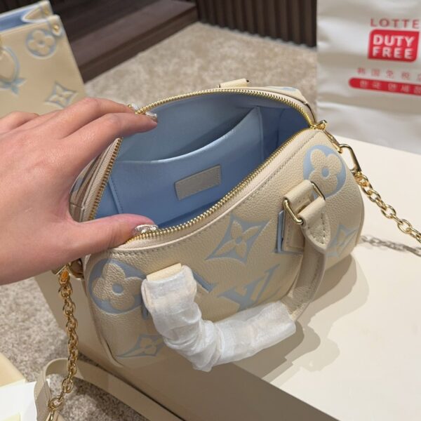 LOUIS VUITTON SPEEDY BANDOULIÈRE 20 CANDY BLUE 20CM M46883 - Image 5
