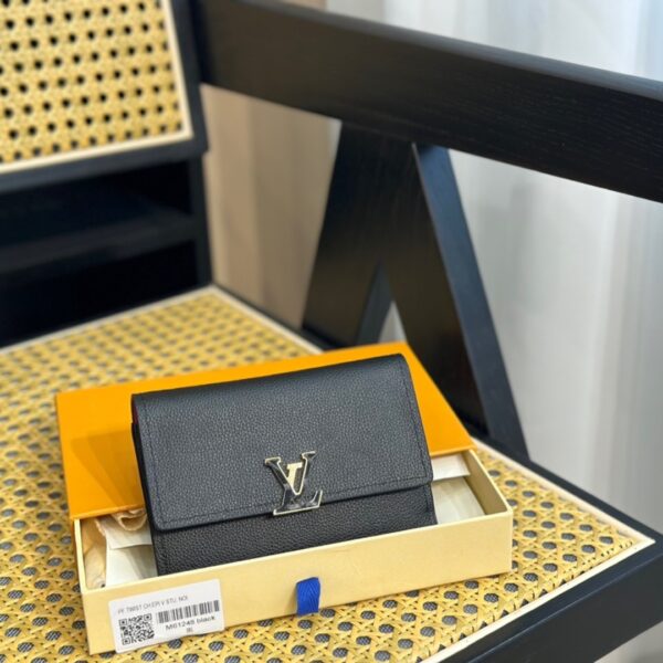LOUIS VUITTON CAPUCINES WALLET BLACK 14CM M61248 - Image 8