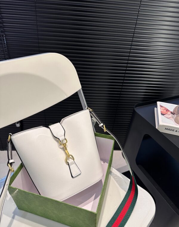 GUCCI MINI BUCKET SHOULDER BAG WHITE 19CM 782908 AADDY 9589 - Image 2