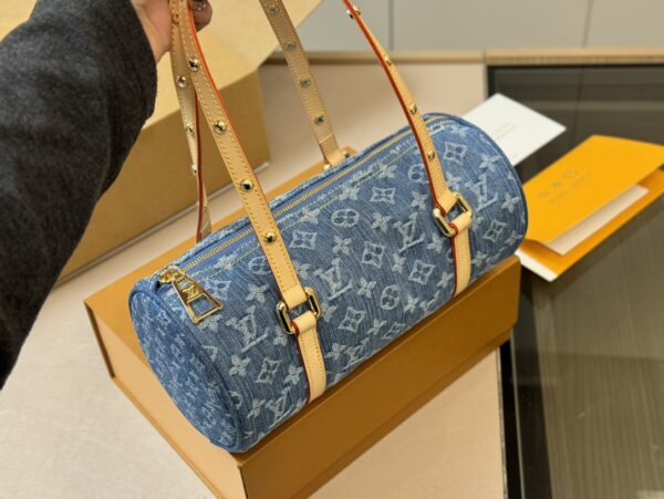 LOUIS VUITTON HILLS POCHETTE DENIM BLUE 27CM M82949 - Image 9