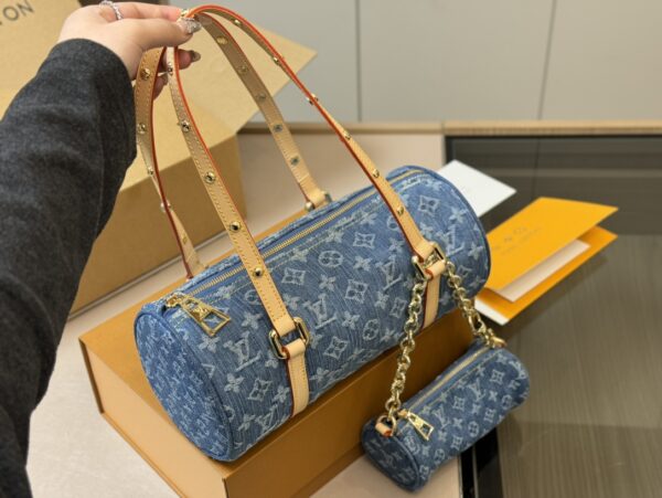 LOUIS VUITTON HILLS POCHETTE DENIM BLUE 27CM M82949 - Image 10