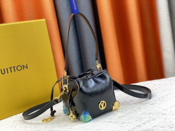 LOUIS VUITTON NÉO PURSE LV CHARMS BLACK 15CM M82886 - Image 3