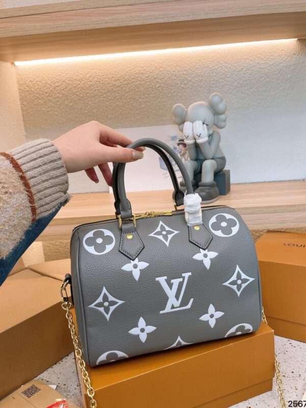 LOUIS VUITTON SPEEDY BANDOULIÈRE 20 MONOGRAM EMPREINTE LEATHER 26CM M46575 - Image 2