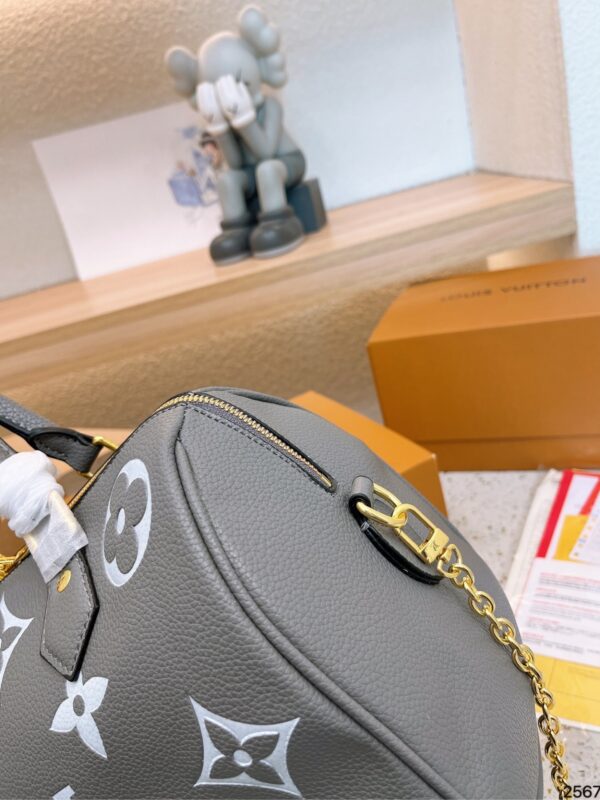 LOUIS VUITTON SPEEDY BANDOULIÈRE 20 MONOGRAM EMPREINTE LEATHER 26CM M46575 - Image 4