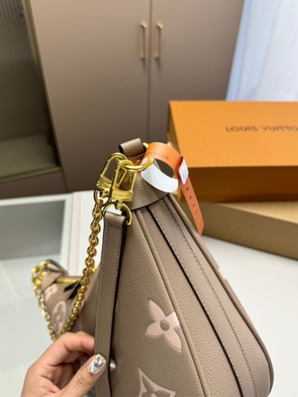 LOUIS VUITTON LOOP HOBO DOVE GRAY 32CM M46738 - Image 7