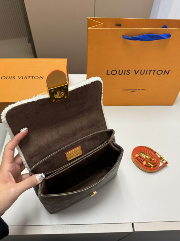 LOUIS VUITTON LOCKY BB 20CM M46318 - Image 7