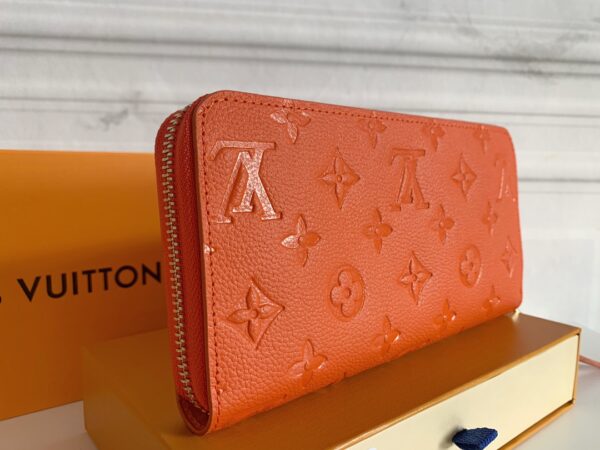 LOUIS VUITTON ZIPPY WALLET ORANGE 19CM - Image 4